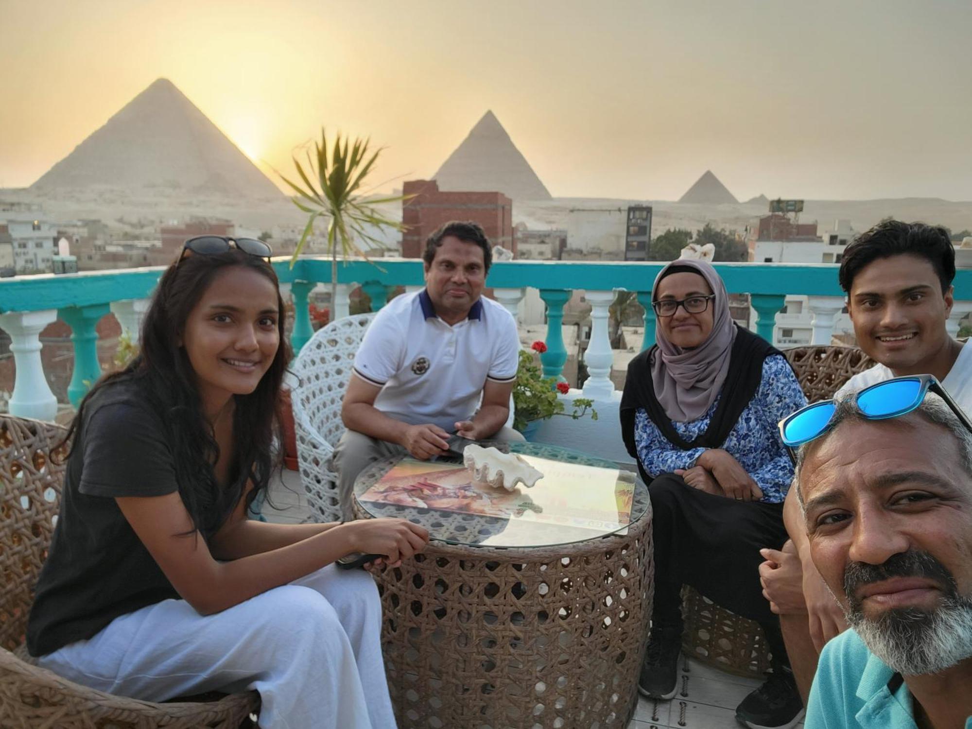 Pyramids Temple Guest House Kafrat al Jabal Екстер'єр фото