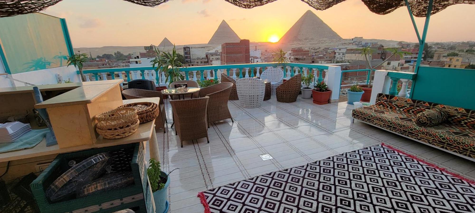 Pyramids Temple Guest House Kafrat al Jabal Екстер'єр фото