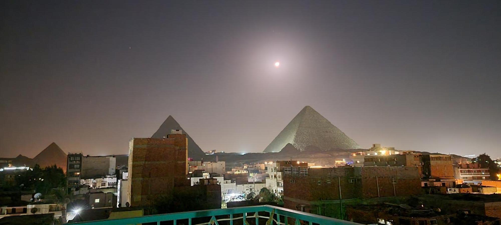 Pyramids Temple Guest House Kafrat al Jabal Екстер'єр фото