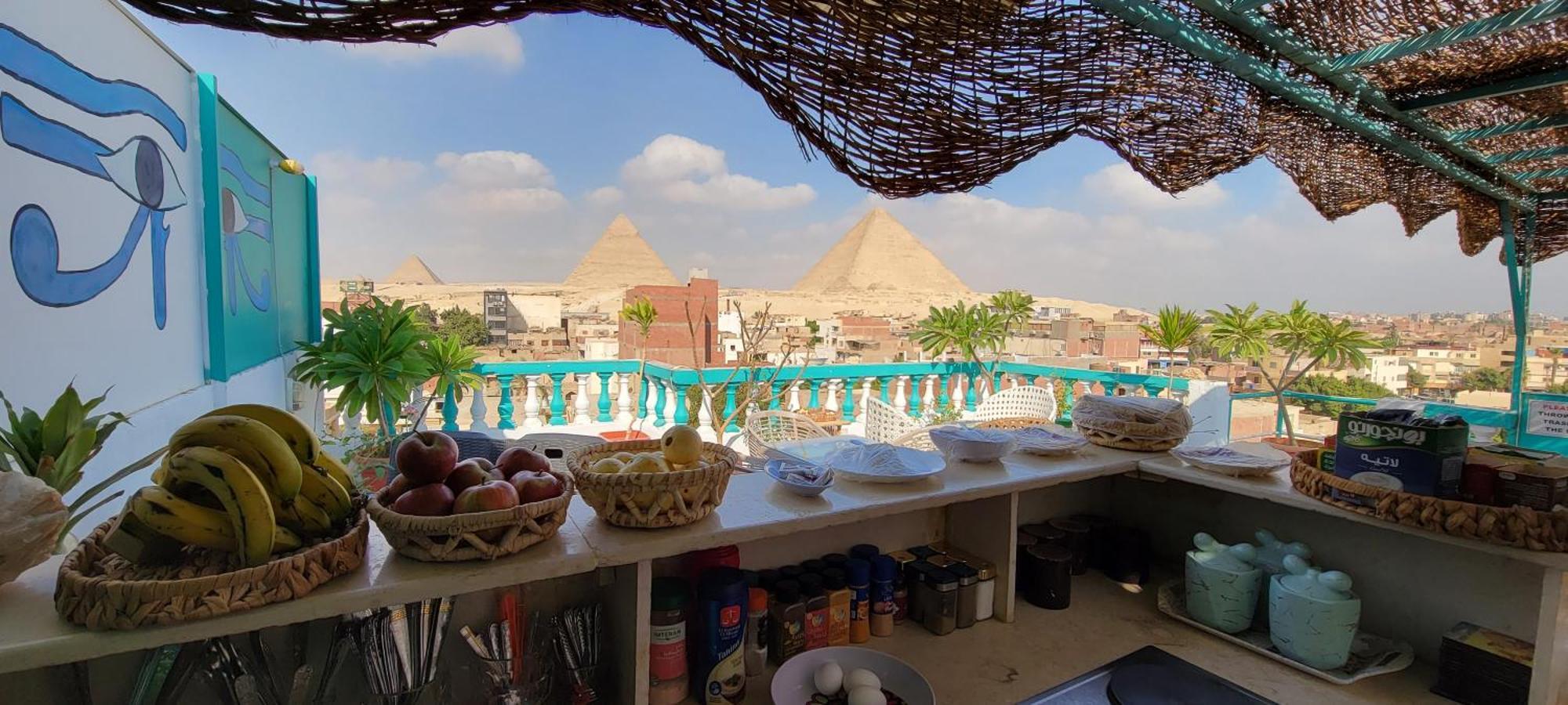Pyramids Temple Guest House Kafrat al Jabal Екстер'єр фото