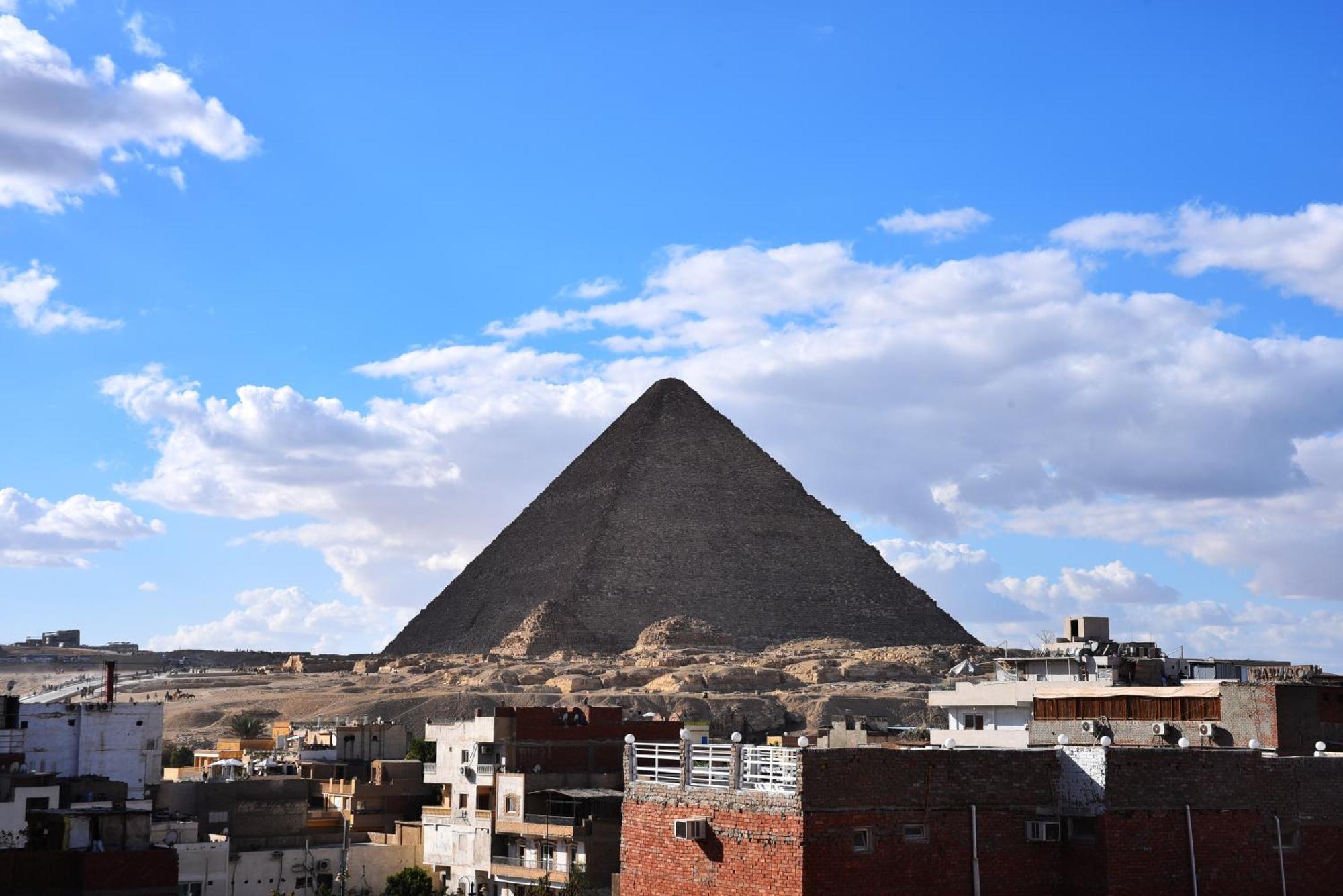 Pyramids Temple Guest House Kafrat al Jabal Екстер'єр фото