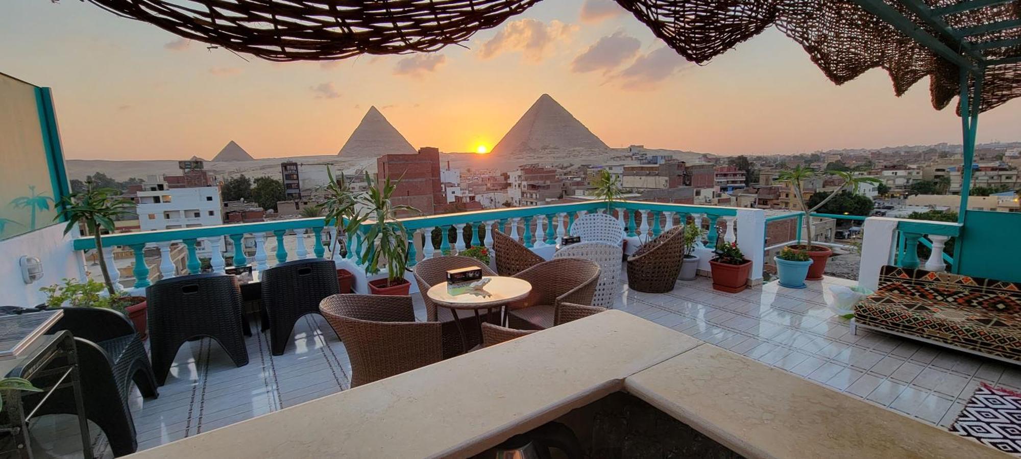 Pyramids Temple Guest House Kafrat al Jabal Екстер'єр фото